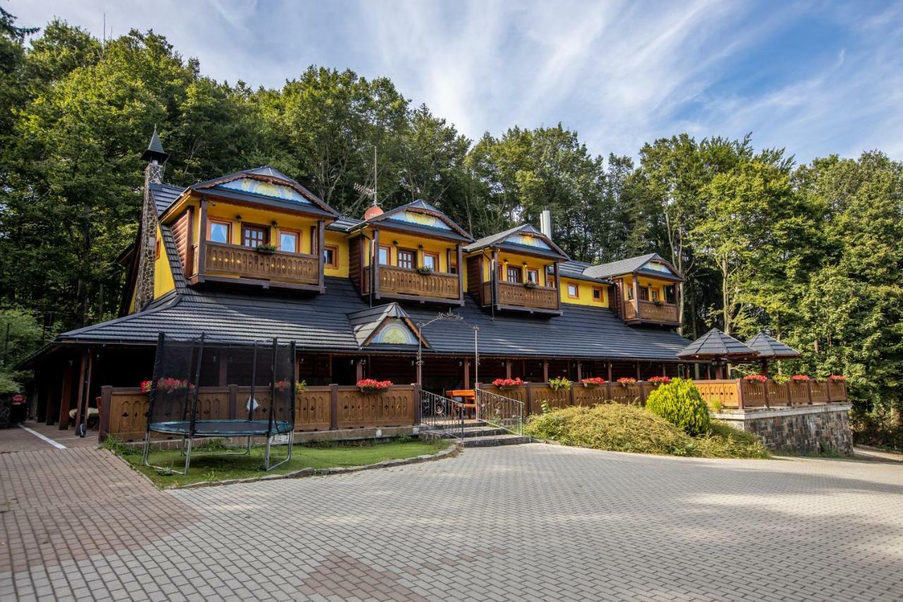 Koliba Expo Hotell Zelezna Exteriör bild
